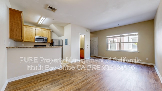 Photo - 110 5th St