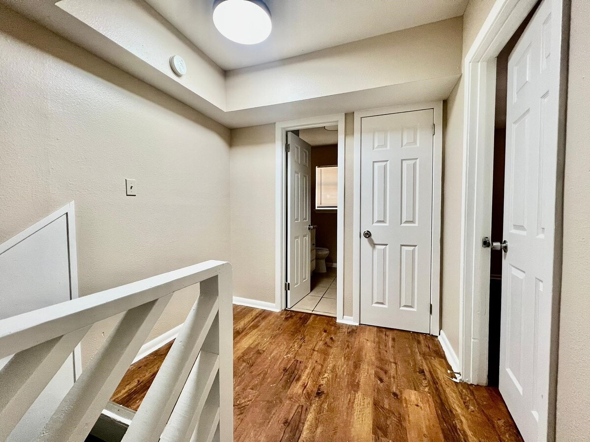 Photo - 1207 Milam St