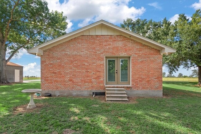 Building Photo - 28792 Waller Gladish Rd