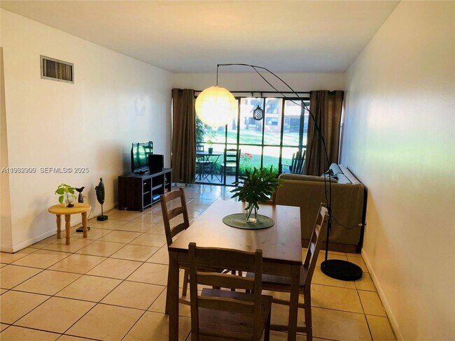 Photo - 5855 Washington St Unit 90