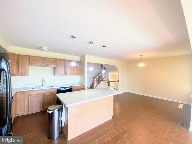 Photo - 172 S Savanna Dr