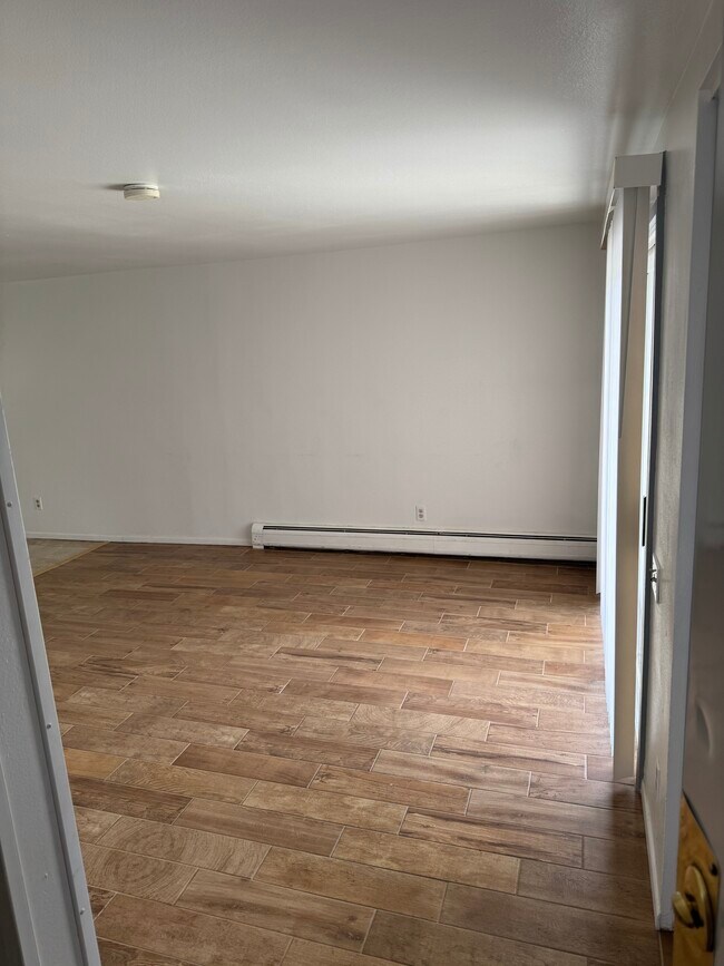 Photo - 6965 W Louisiana Ave Unidad Apartment