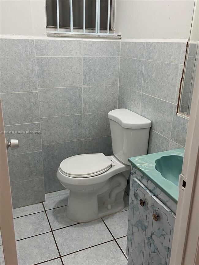 Photo - 440 E 23rd St Unit 1416