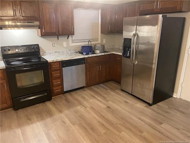 Photo - 1322 Worstead Dr