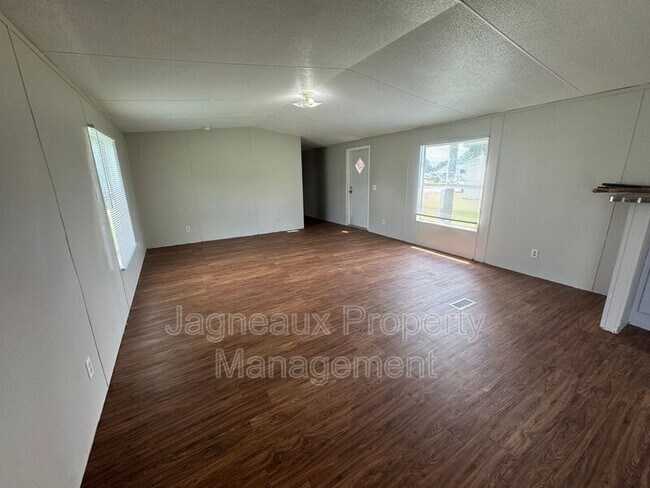 Photo - 1922 Center St