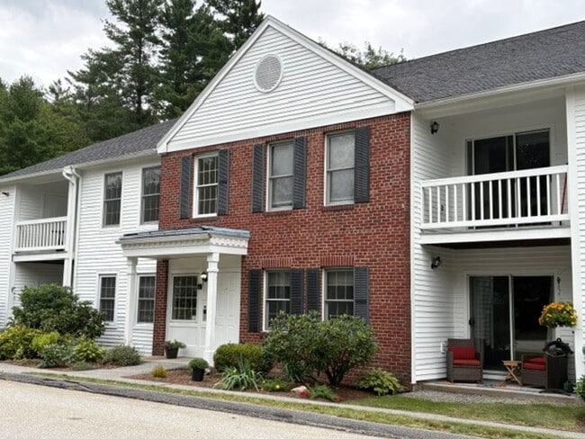 Building Photo - 15 Windsor Ct Unit I