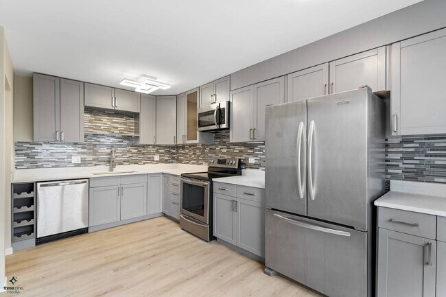 Photo - 1017 Sussex Dr