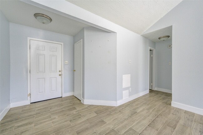Photo - 7506 Stone Pine Ln