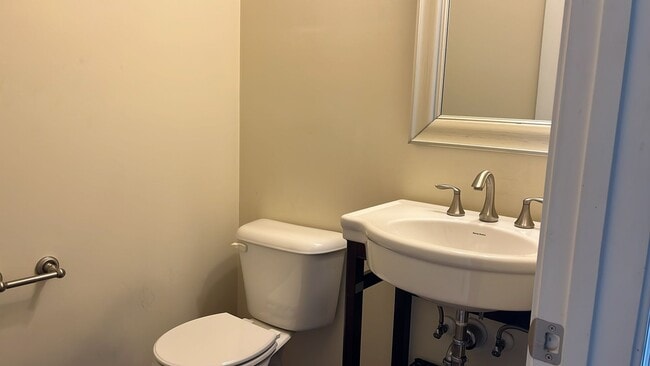 Photo - 702 Treviso Ln