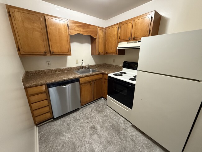 Photo - 394 S Pope St