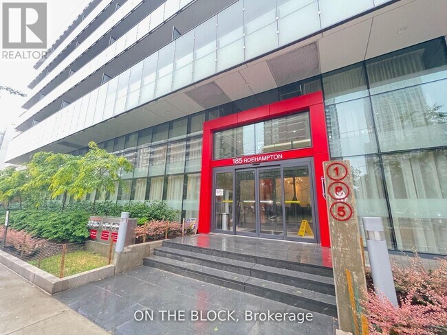 Photo - 185 Roehampton Ave Unit 509