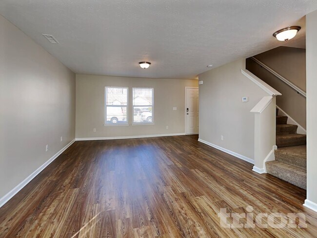 Photo - 2419 Pinebark Dr