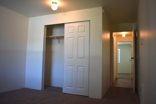 Sandpiper Apts.