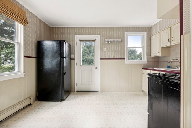 Photo - 45 Longfellow Dr