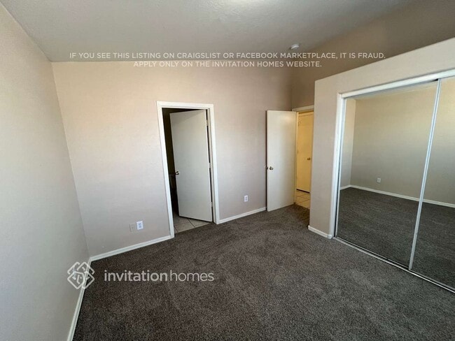 Photo - 5703 N 67th Dr