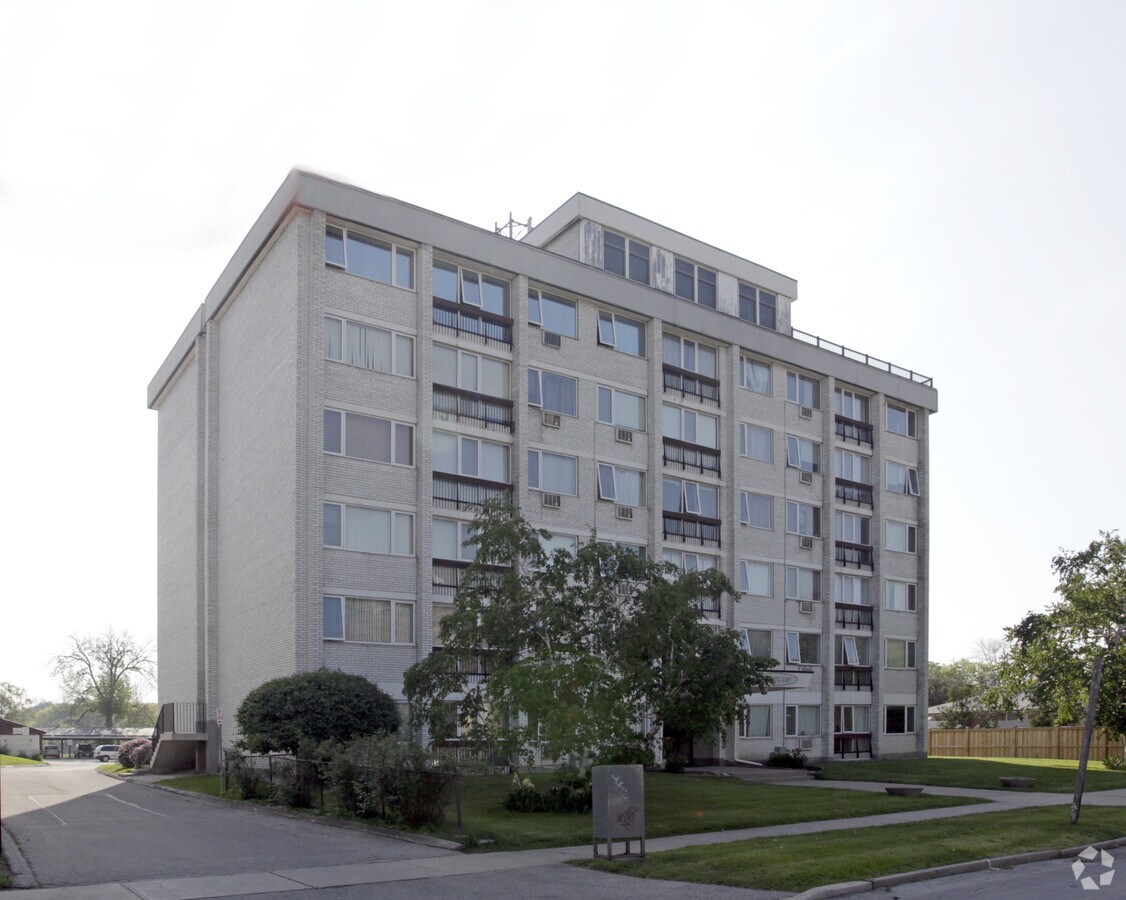 Primary Photo - 1 Rabbit Ln