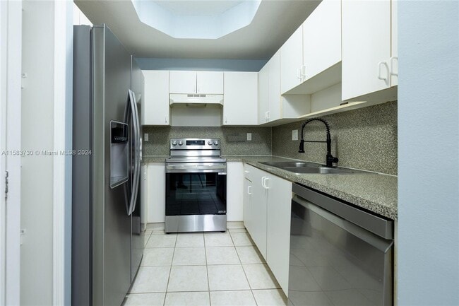 Photo - 749 SW 107th Ave