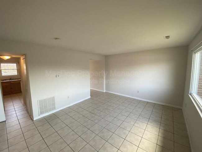 Photo - 623 Anvil Rd