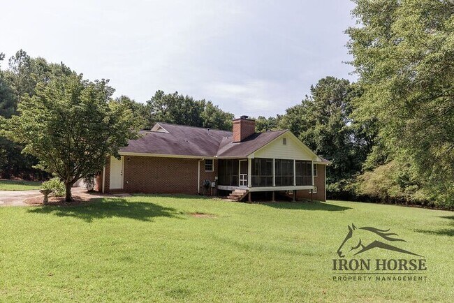 Photo - 8671 Macon Hwy