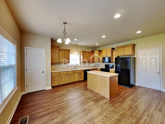 Photo - 3016 Sommette Dr