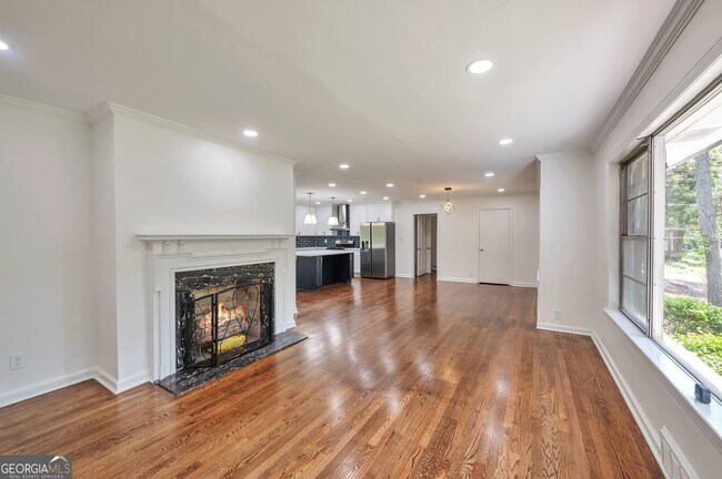 Photo - 1332 Willis Mill Rd SW House