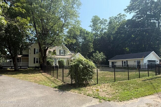 Photo - 308 Ballston Ave