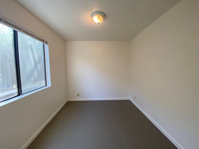 Photo - Garden Level Apartment - Completely Renovated! Unit 9337-23