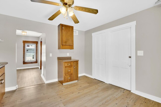 Photo - 11 Russell Rd Unit 2 Front