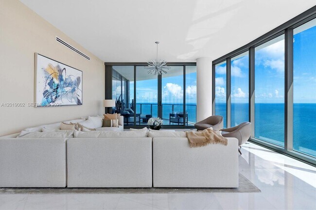 Photo - 15701 Collins Ave Unidad 3605