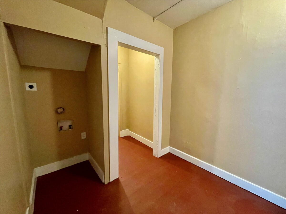 Photo - 1814 Ave M 1/2 Unit 1