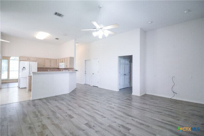 Photo - 2314 Kingsbury Dr