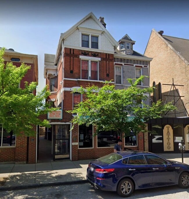 Building Photo - 127 Calhoun St Unit B