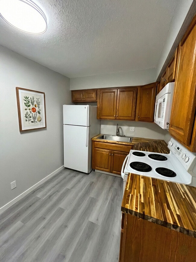 Photo - 1645 NW 84th St