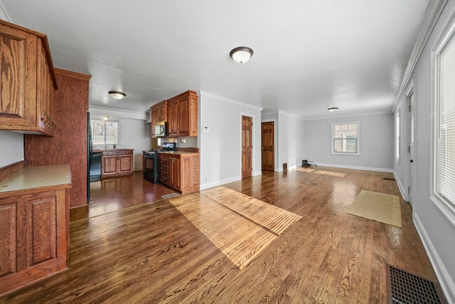 Photo - 2512 Salem Blvd