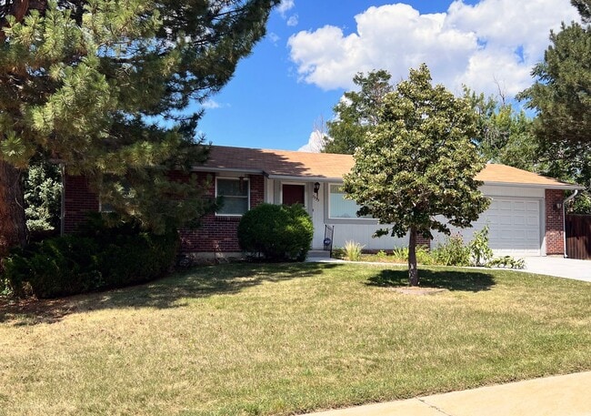 Building Photo - Refreshed Arvada Ranch with 3 Bedrooms, 1 Bathroom and a 2-Car Attached Garage