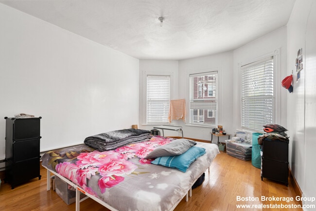 Photo - 78 Hillside St Unit 1