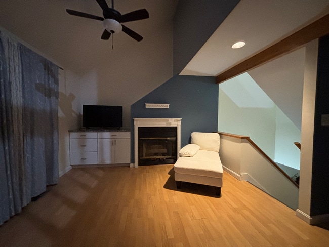 Photo - 501 Bean Hill Rd