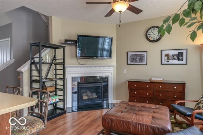 Photo - 246 Coatsville Dr