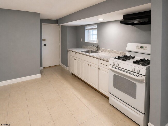 Photo - 2 Elberon Ave Unit 1