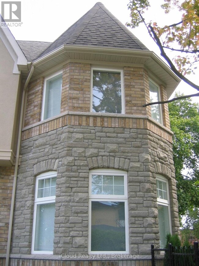 Photo - 9 Benson Ave