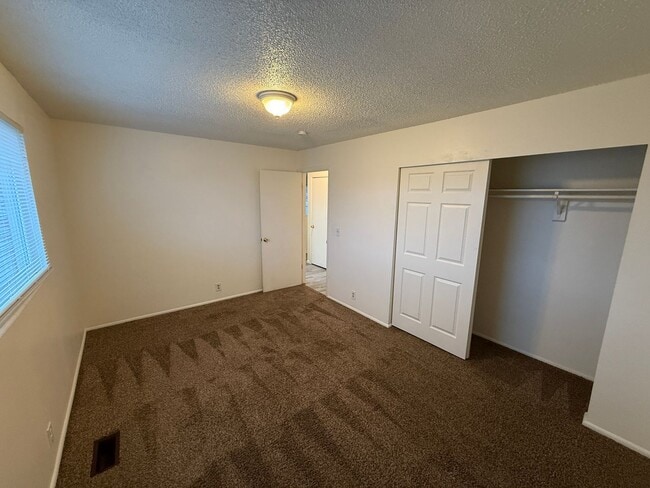 Photo - Single-Family Home In West Valley--Includes Fenced Yard!