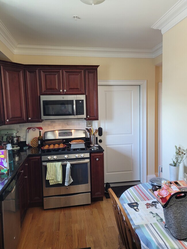 Photo - 206 Summer St Unit 2
