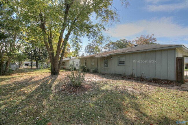 Photo - 4412 Gazette Dr SW