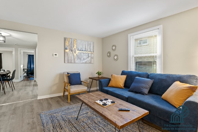 Photo - 1540 Abbott Rd Unit 1