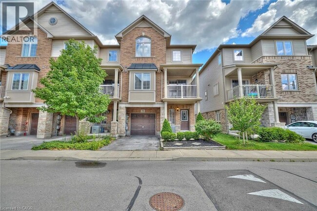 Photo - 541 Winston Rd