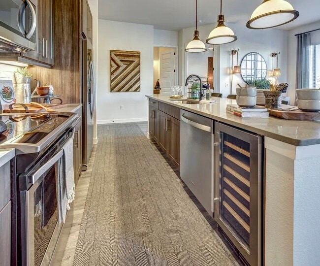 Photo - 221 W Lancaster-205.107 Unit 205.107