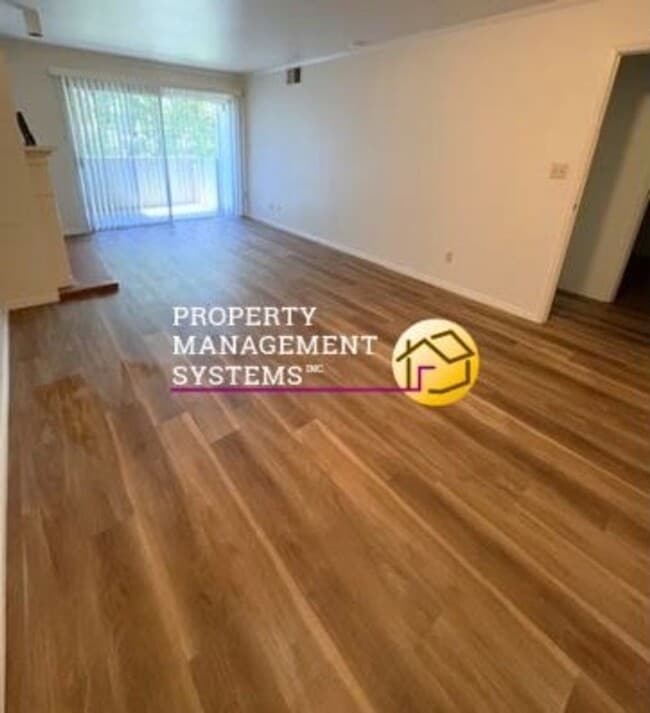 Photo - 1174SFD Unit #423