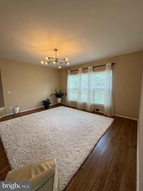5980 Twin Branch Ct