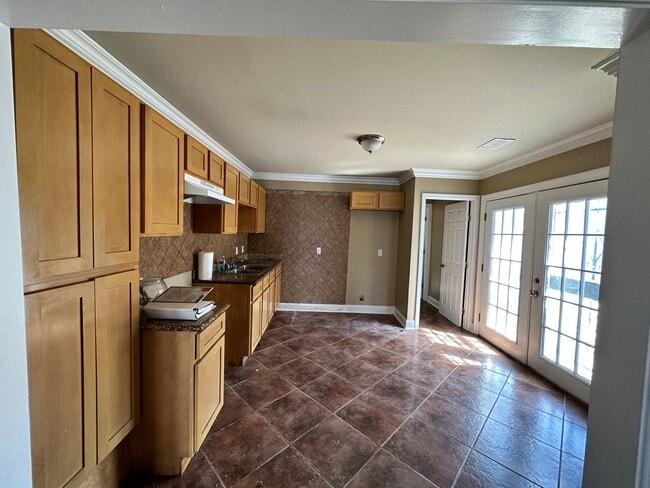 Photo - Lovely 4 Bedroom Home