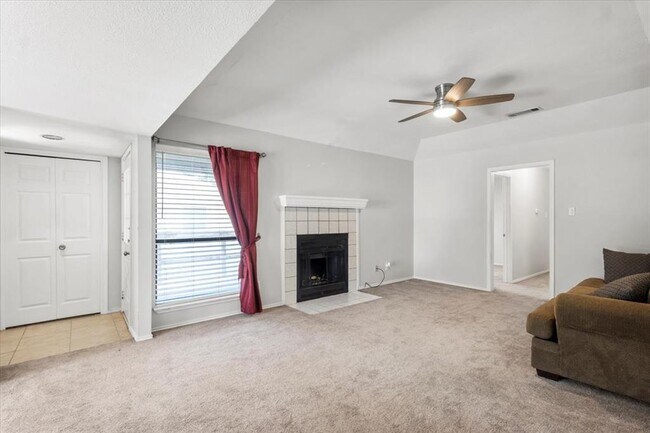 Photo - 114 N Kanaio Dr